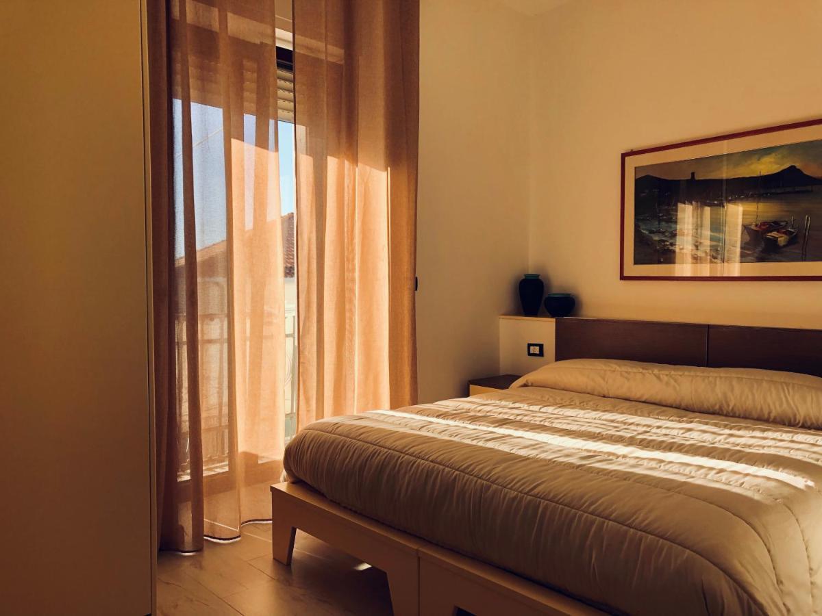 Brezza Marina Bed and Breakfast Sapri Exteriör bild